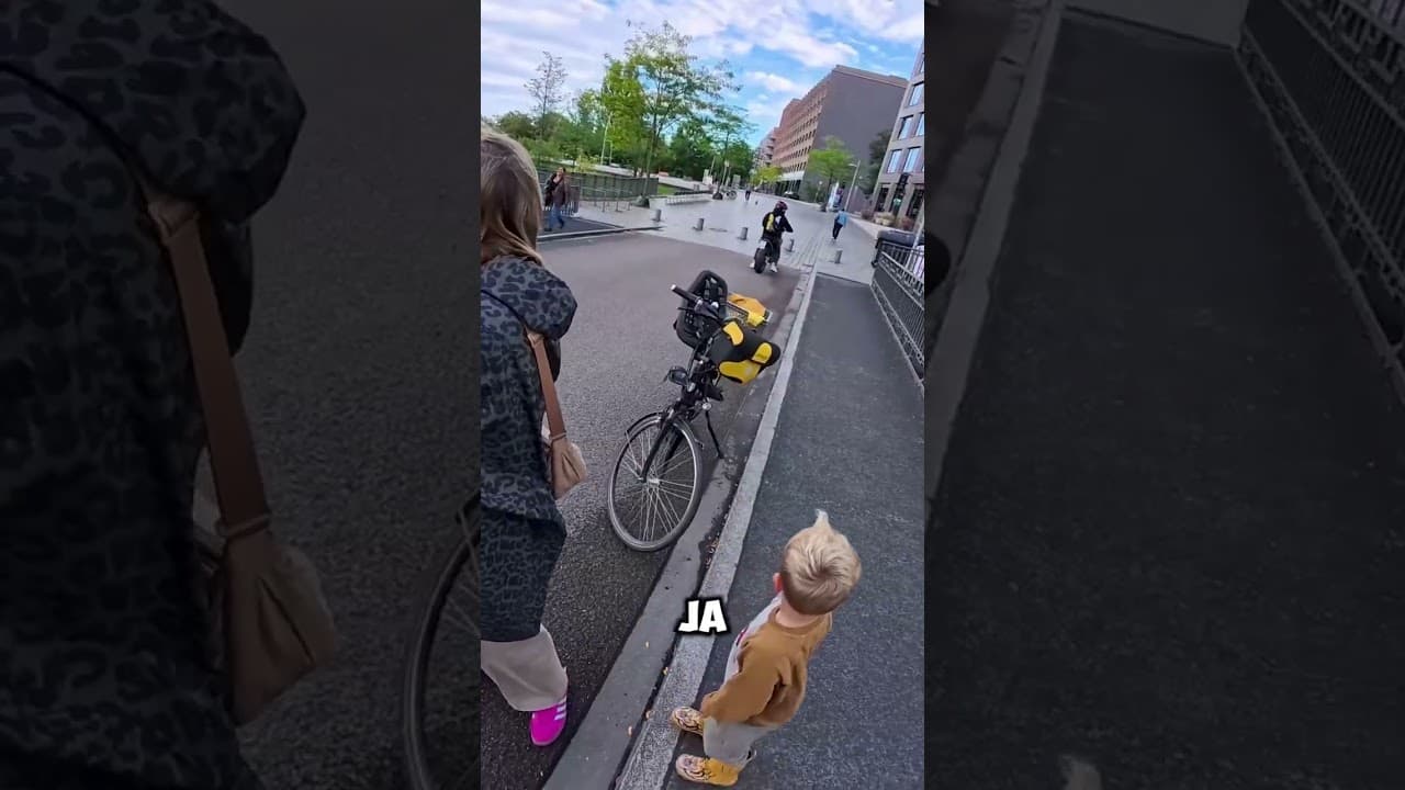 Wir zeigen den kleinen unsere Bikes