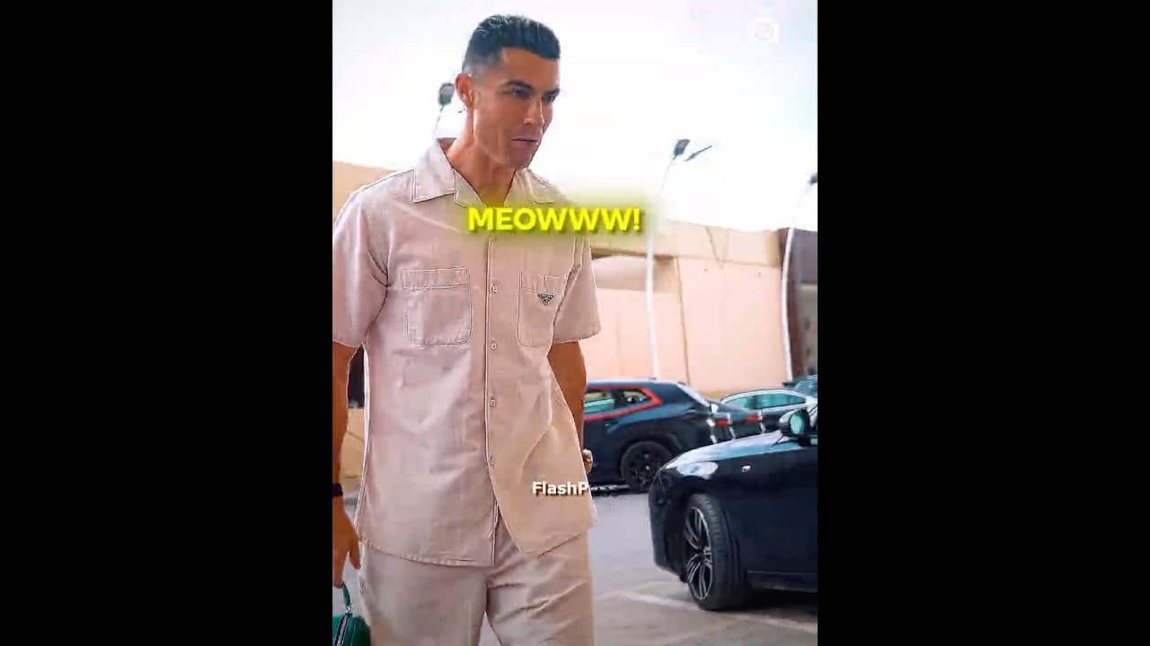 Ronaldo And His Favourite Animal..🤯