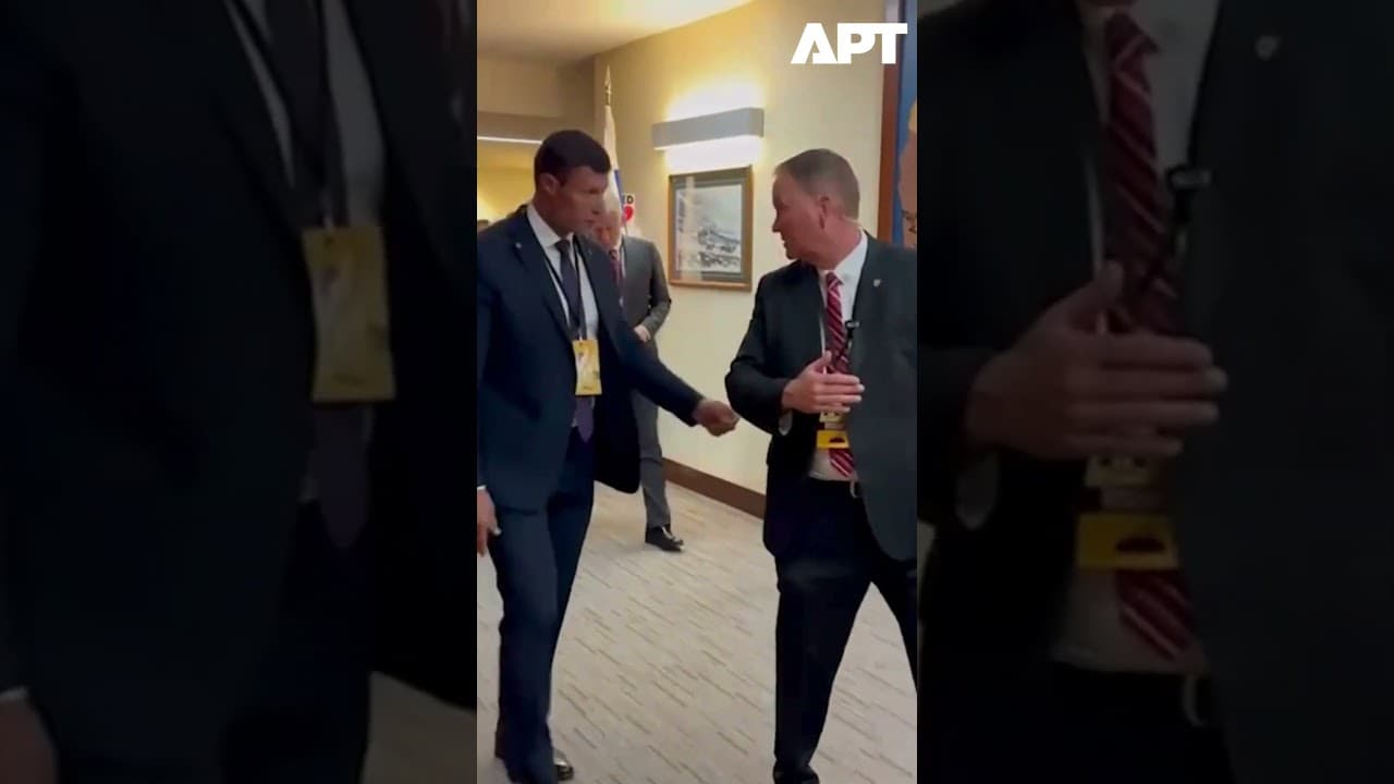 Putin All Smiles After Alaska Meeting With Trump on Ukraine War | APT