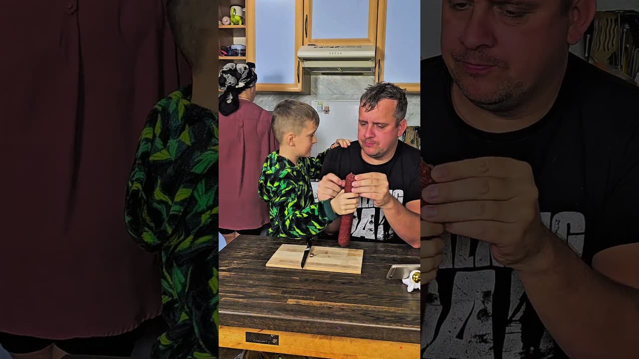 Lifehack🥰How to peel the sausage casing easily.#funnyP #viral #rel #fyp #cutebaby #home #fannyvideo