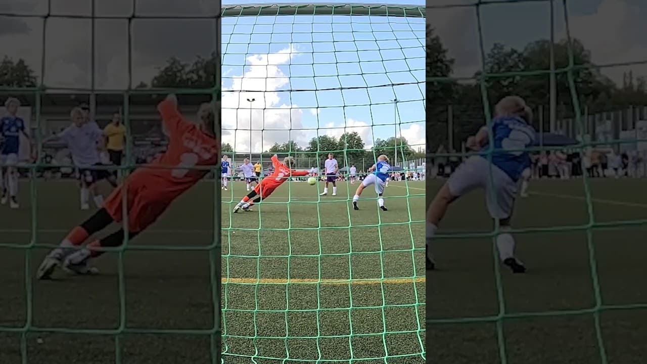 Teamwork makes Dreamwork❤️🧤 #gripmode #goalkeeper #football