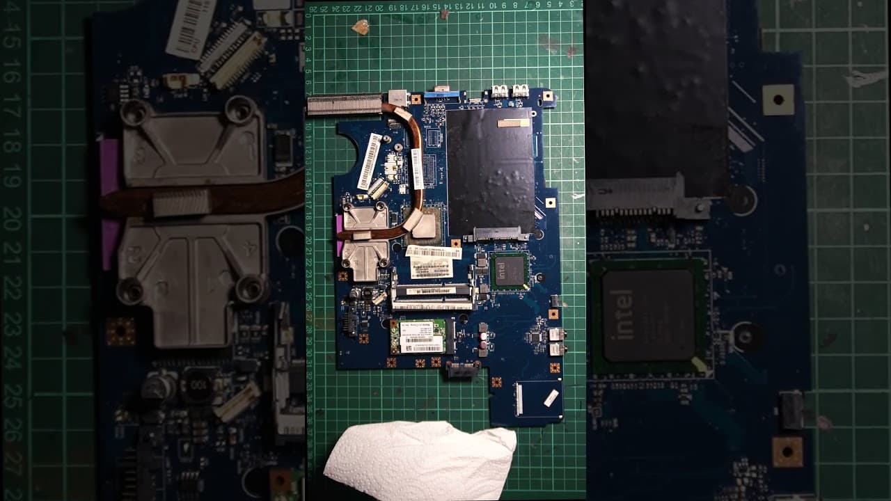 INTENTO FALLIDO de ARREGLO de NOTEBOOK encontrada en la BASURA