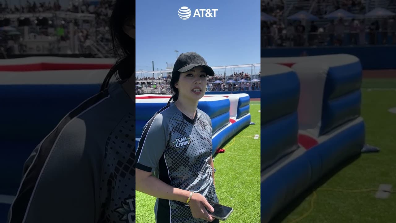 how far can a streamer kick a field goal?