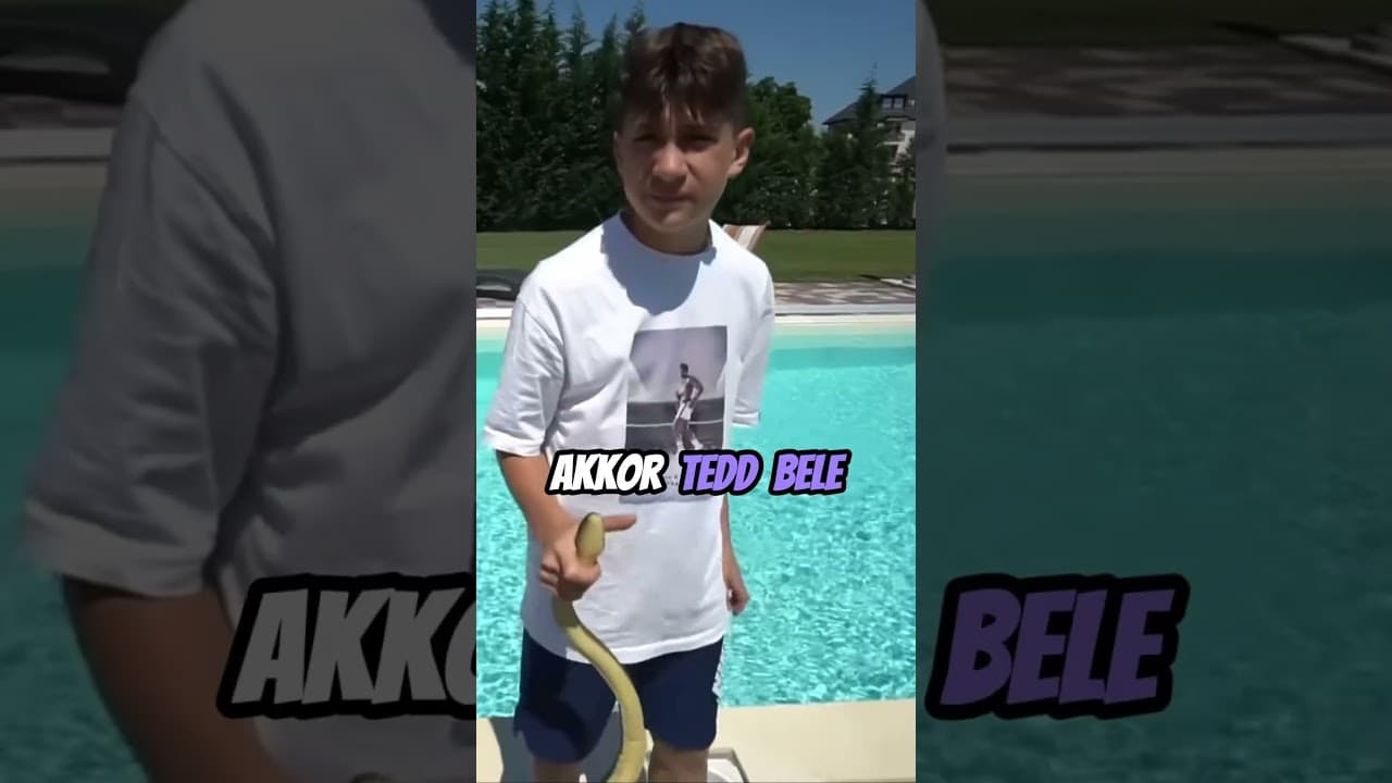 Kígyó a medencébe!🤫😳