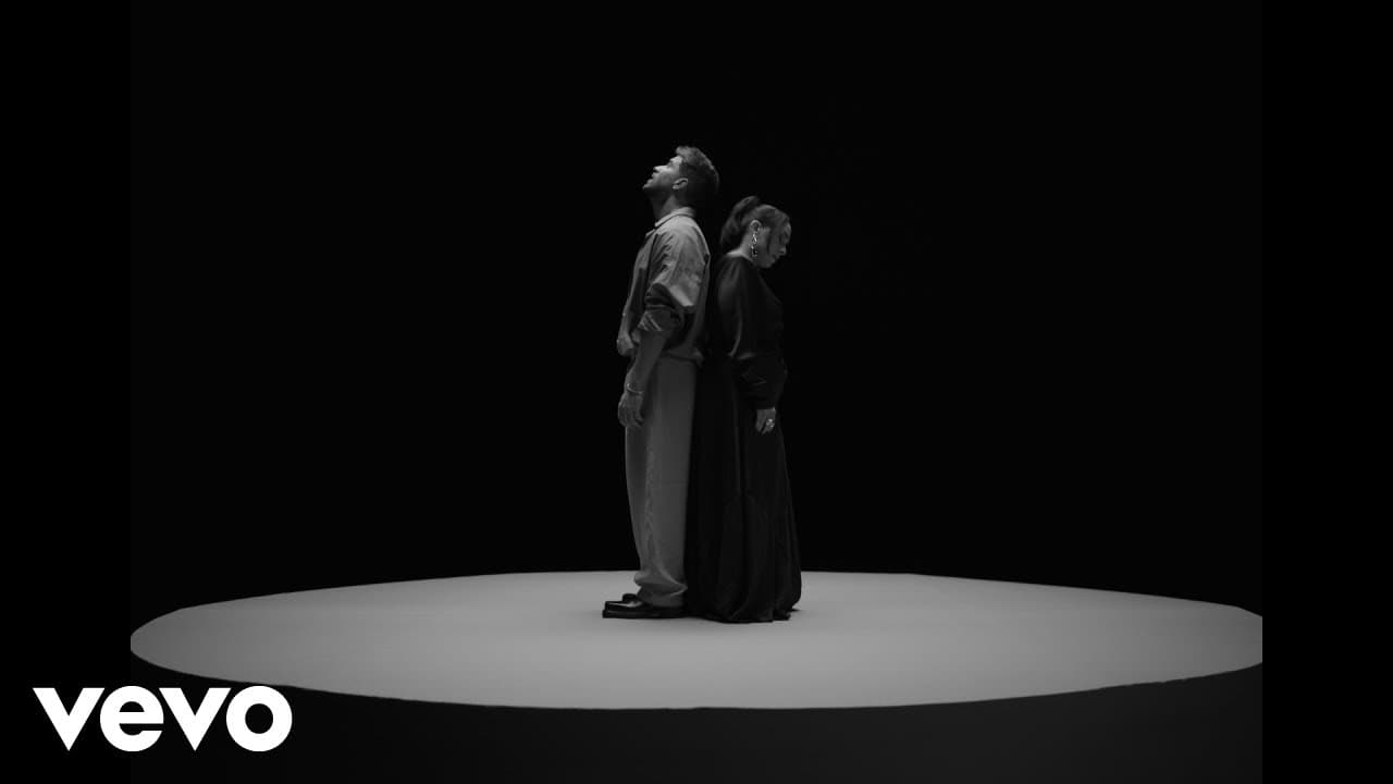 Carla Morrison, Pablo Alborán - Si Te Quedas (Official Video)