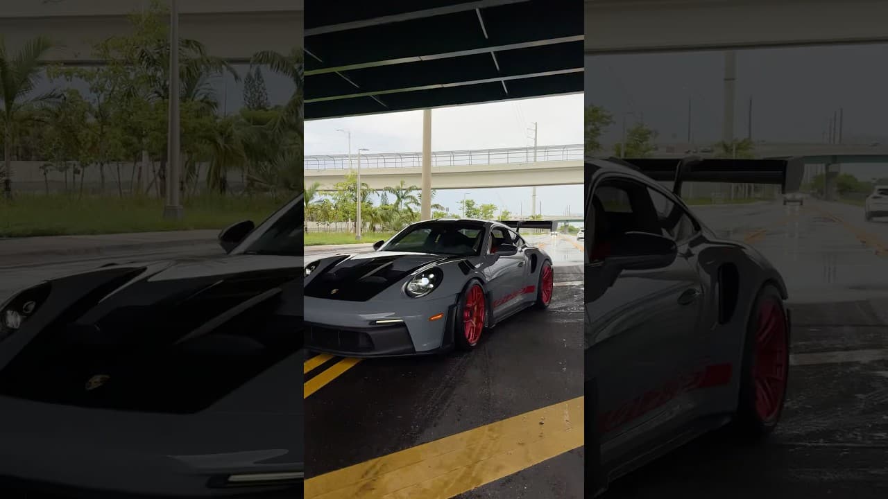 GT3 RS drifts in the rain