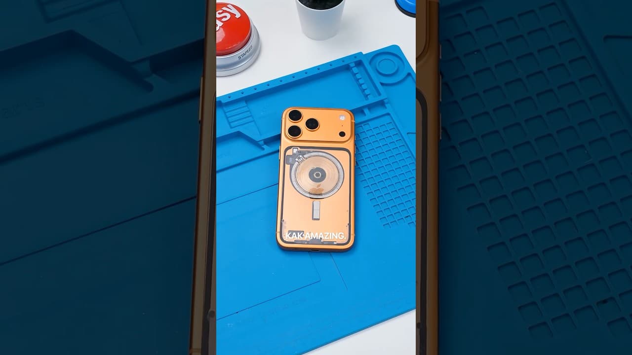 Это iPhone 17 Pro с прозрачной крышкой! 🤯 #iphone17pro #кастом #интересное #смартфон