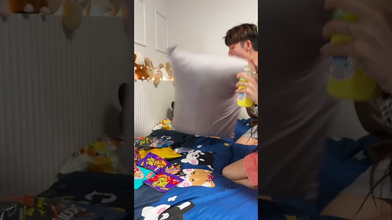 How these siblings secretly eat snacks pt.2🍪🍫 #shorts #funny