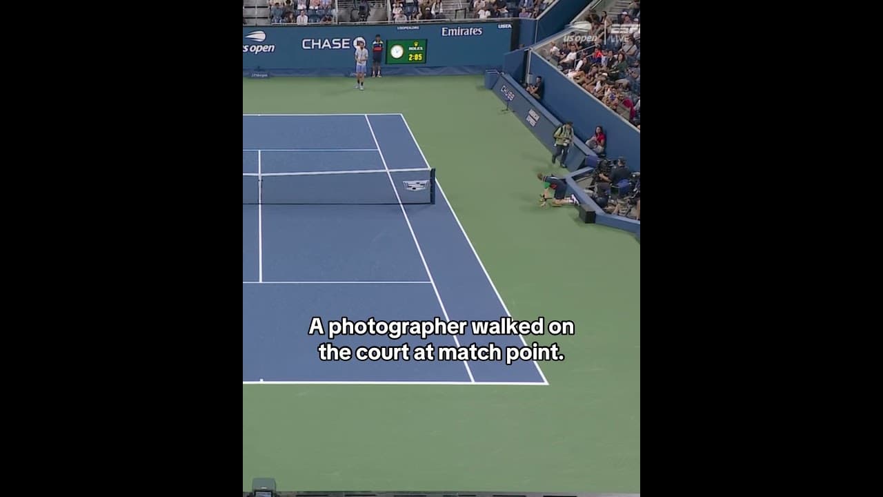 A camera person delayed match point 👀