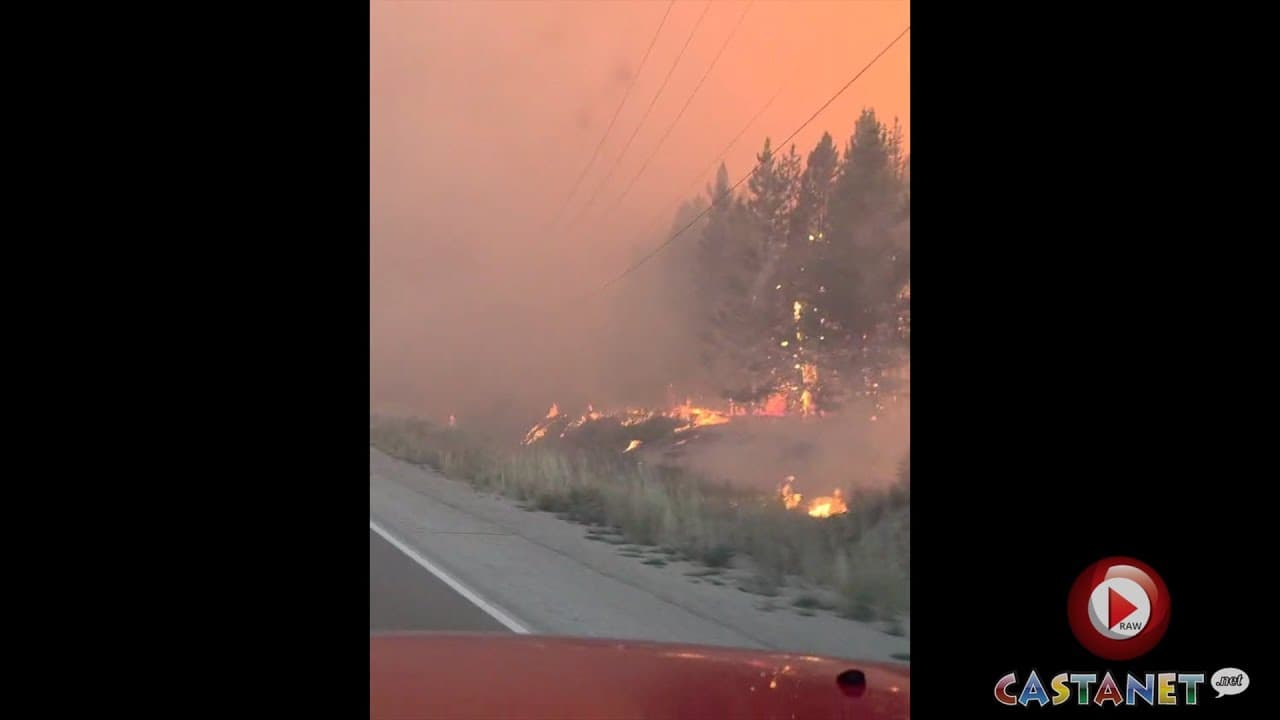 RAW: Wildfire jumps Coquihalla Highway