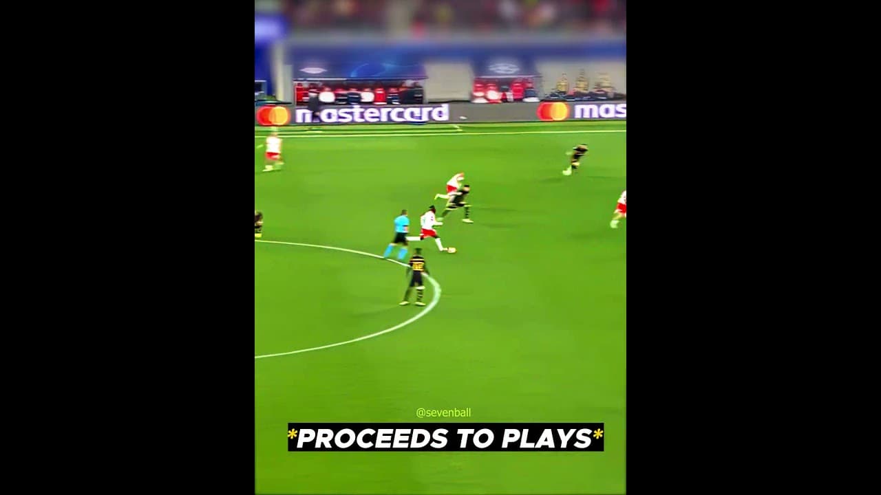 Toni Kroos has NO PATIENCE for this 😡