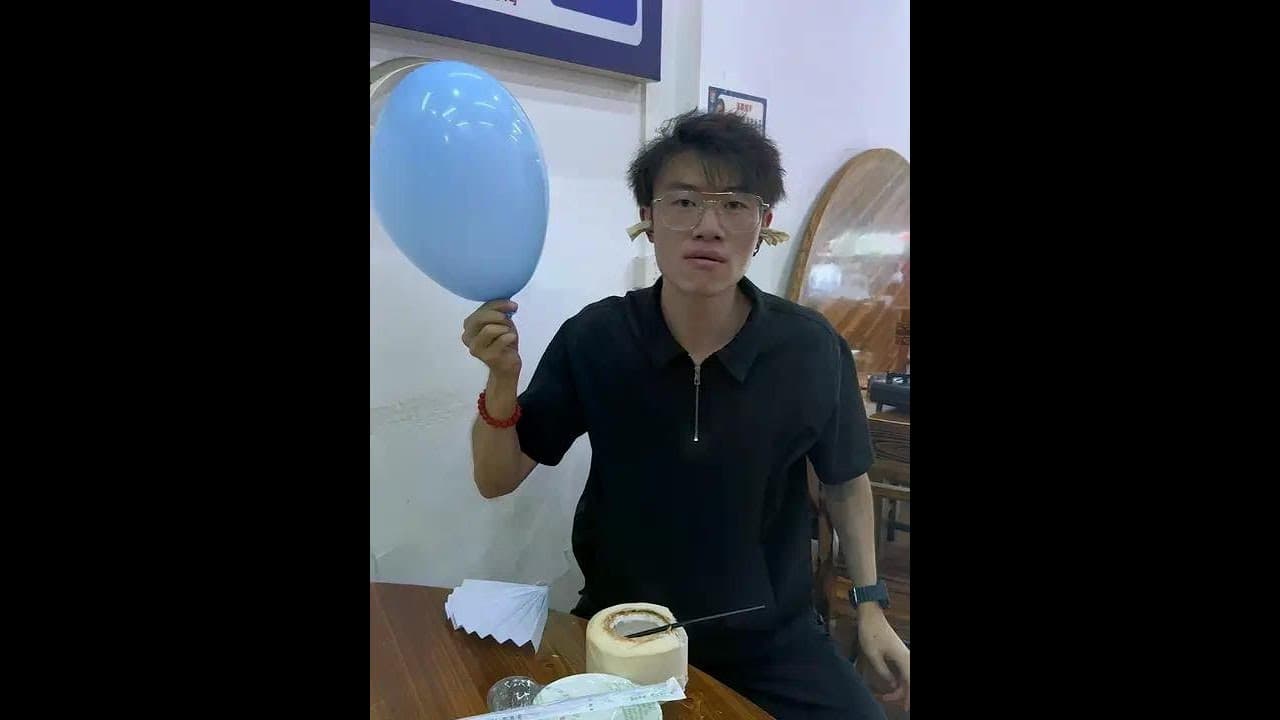 我不需要餐位费😂 #万万没想到 #搞笑 #一定要看到最后 #青年创作者成长计划 #超能演剧情大赛