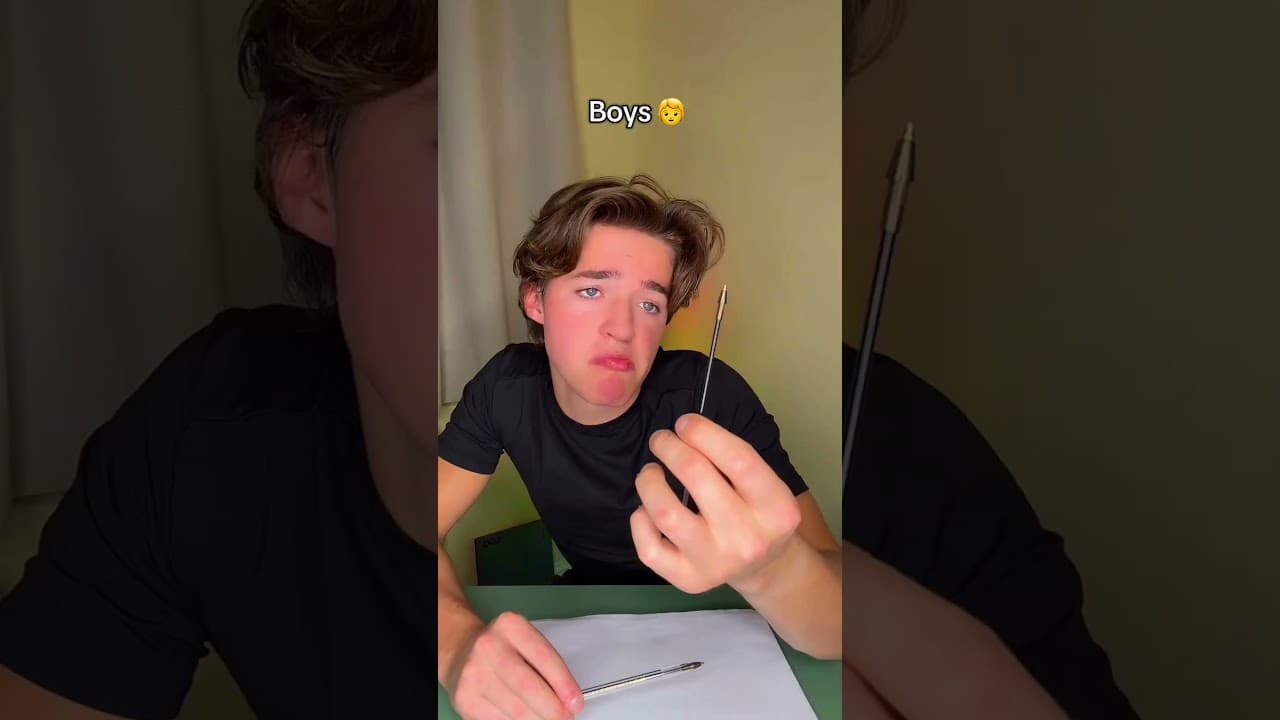 Girls vs Boys Drawing ✍️