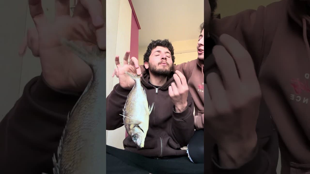 الي يخسر بيوكل فسيخ مصري !!