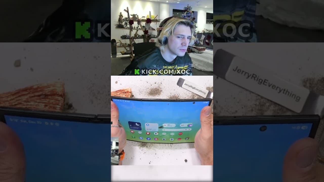 xQc Reacts to Samsung TriFold Durability Test