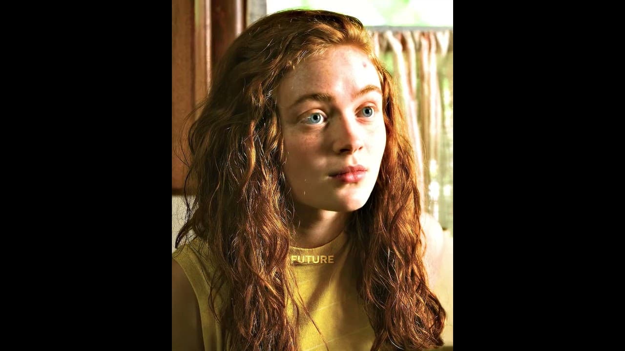 "GIRLFRIEND?" 😂 | Stranger Things S3.E1 | #shorts