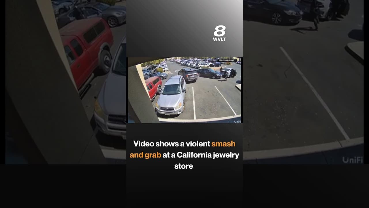 Video shows a violent smash and grab at a California jewelry store