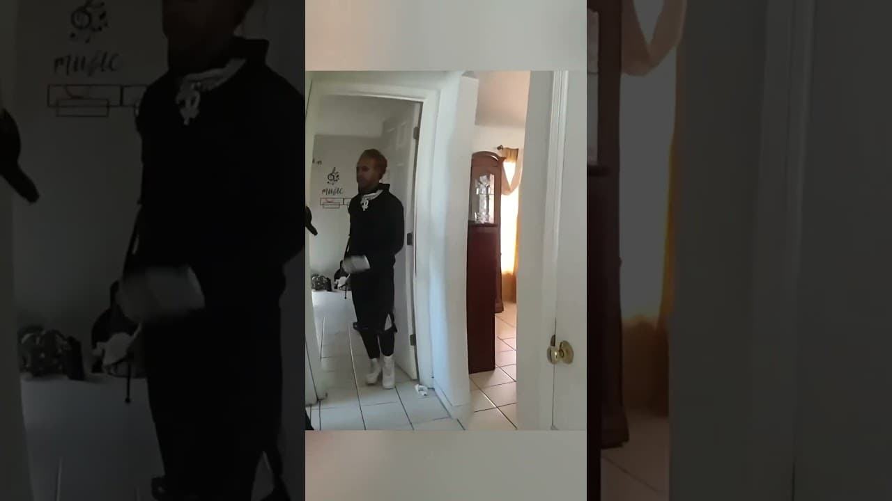 Orange County Deputy Shoots Man Who Charged at Him With a Knife